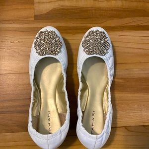 White Tahari Flats with Gold Detail - size 7